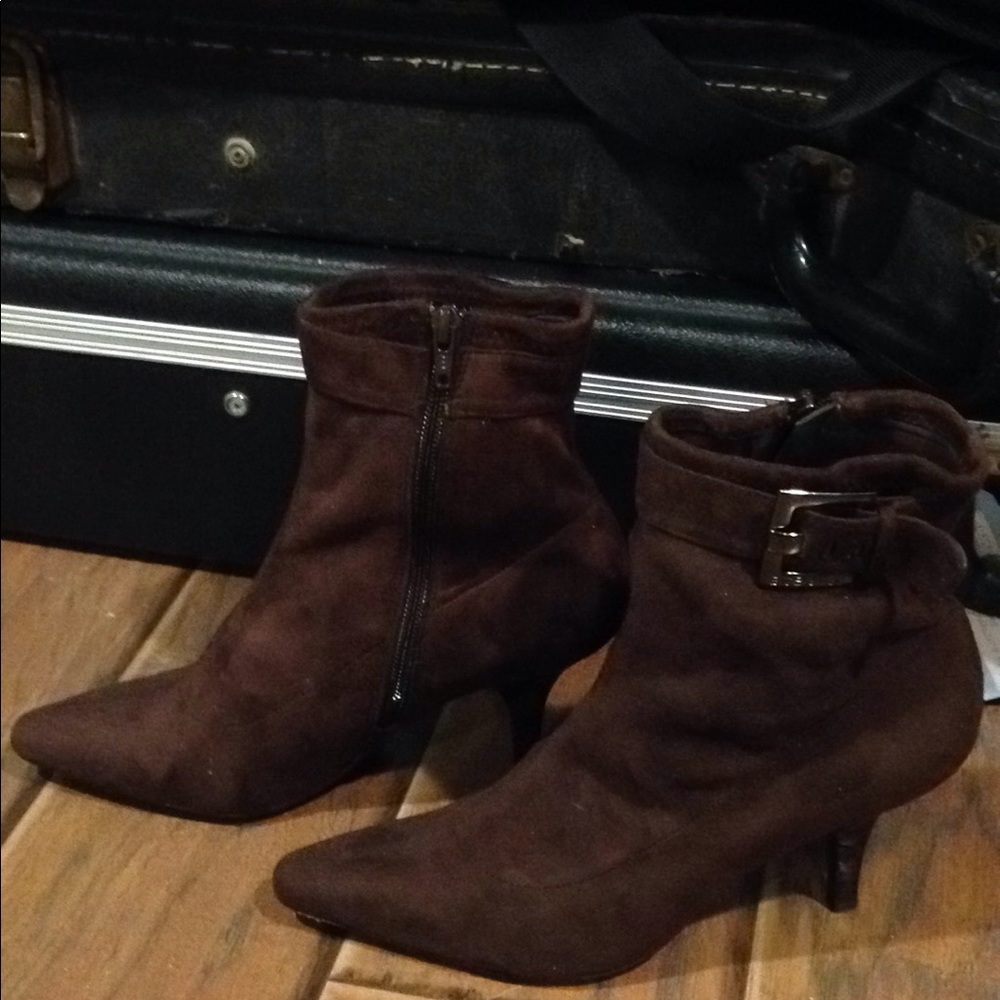 Ankle boots
